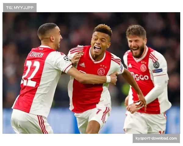 阿贾克斯赛季战术演变：传统控球哲学与现代足球节奏适应